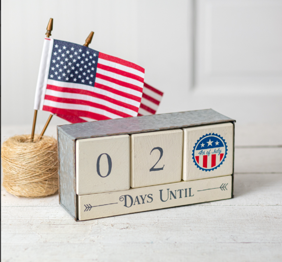 Wooden Block Calendar with Metal Box