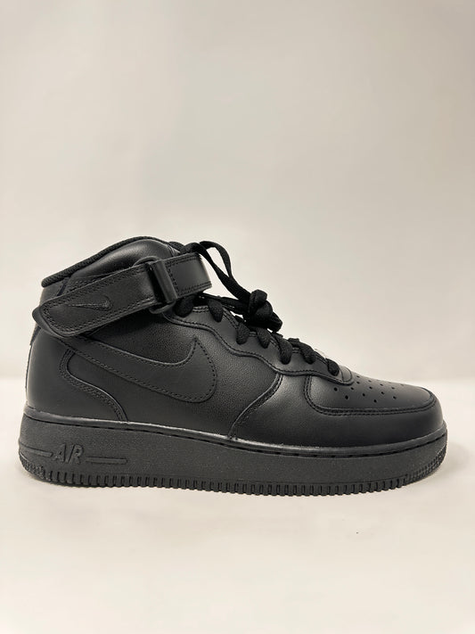 Nike Air Force 1 All Black UK Size 8